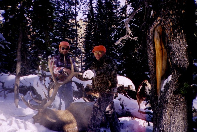 Elk Hunts Photo